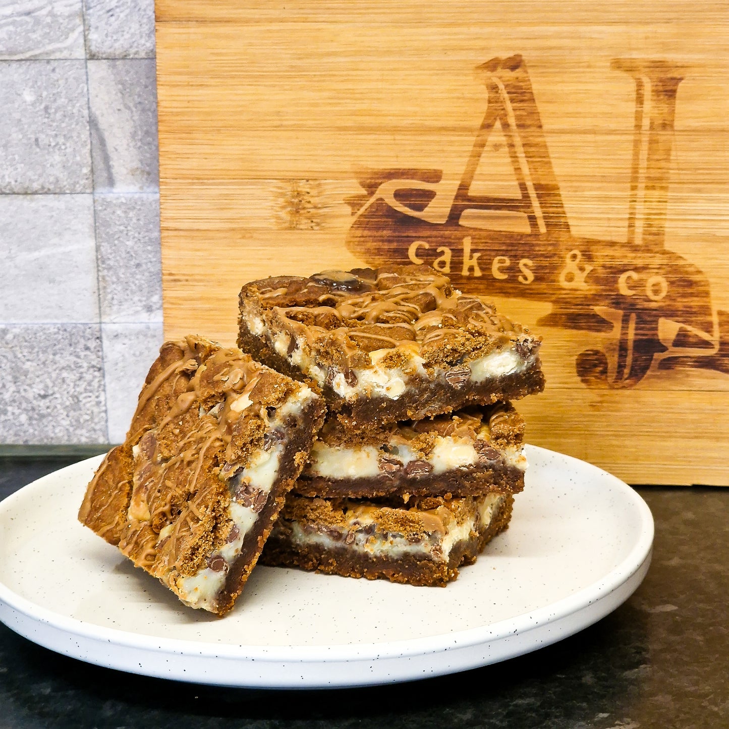 Caramelised Biscuit Slice